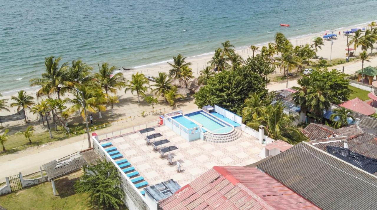 Hotel Playa Divina Coveñas 外观 照片