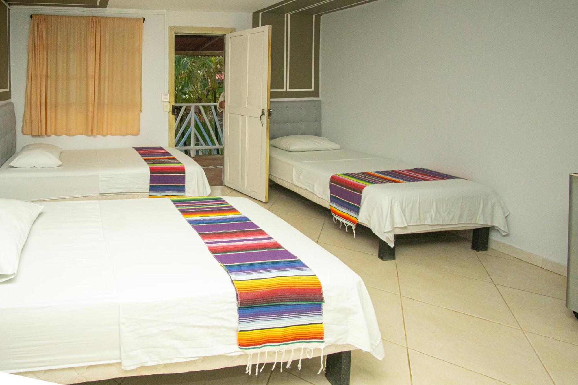 Hotel Playa Divina Coveñas 外观 照片