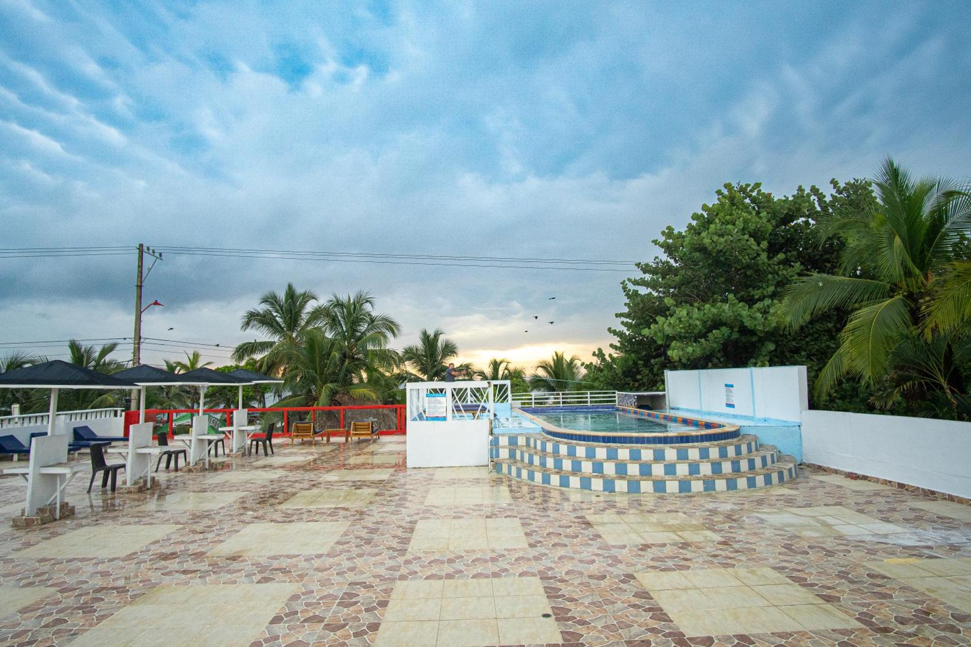 Hotel Playa Divina Coveñas 外观 照片