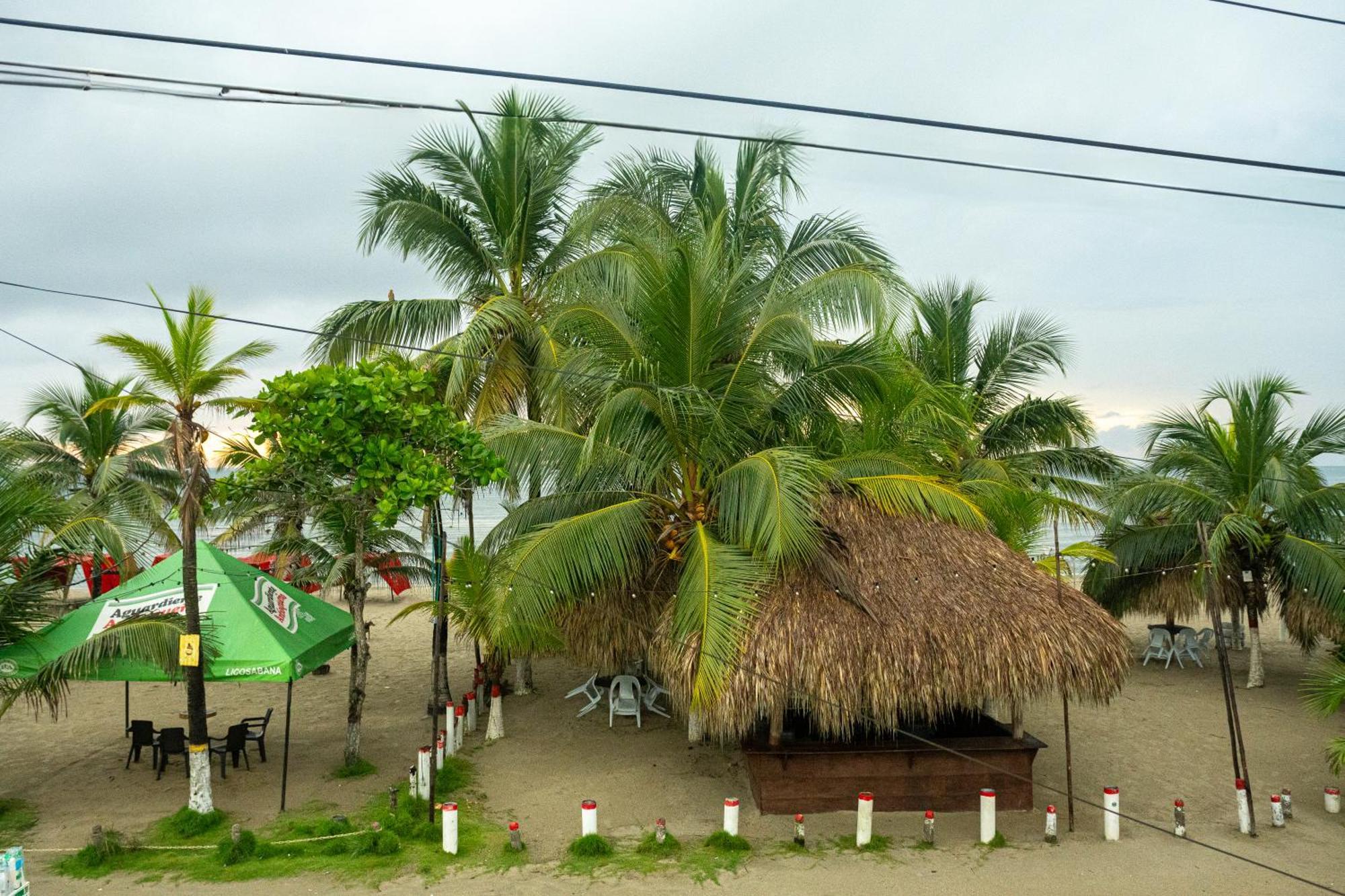 Hotel Playa Divina Coveñas 外观 照片